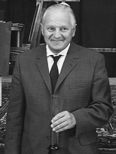 H Mueller