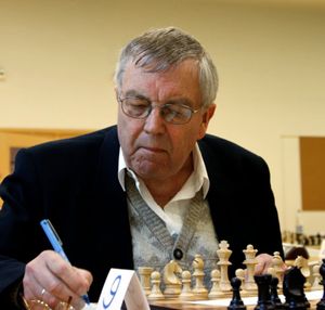F Trommsdorf