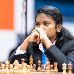 Shri B Savitha