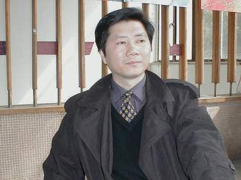 J Xu
