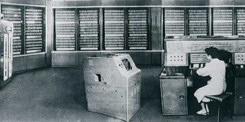 M20 (Computer)'s photo
