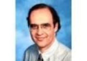 R Reynolds