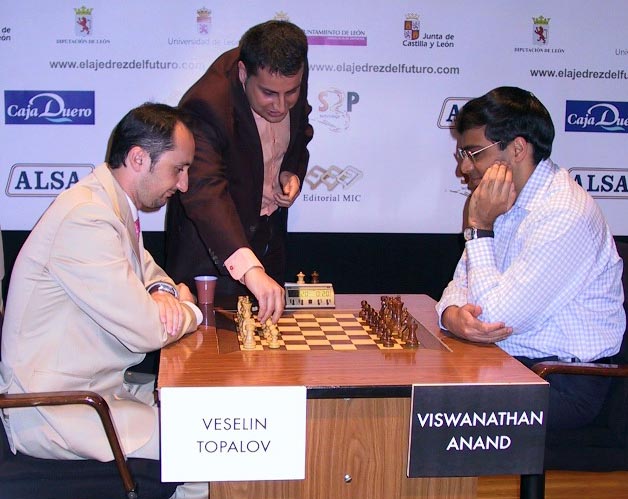 Veselin Topalov vs Viswanathan Anand (2007)