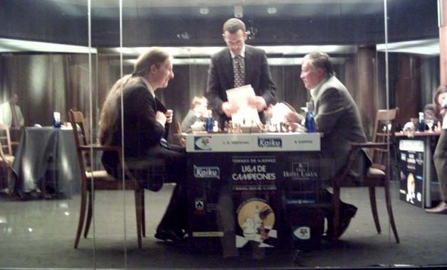 Liviu-Dieter Nisipeanu vs Anatoly Karpov (2007)